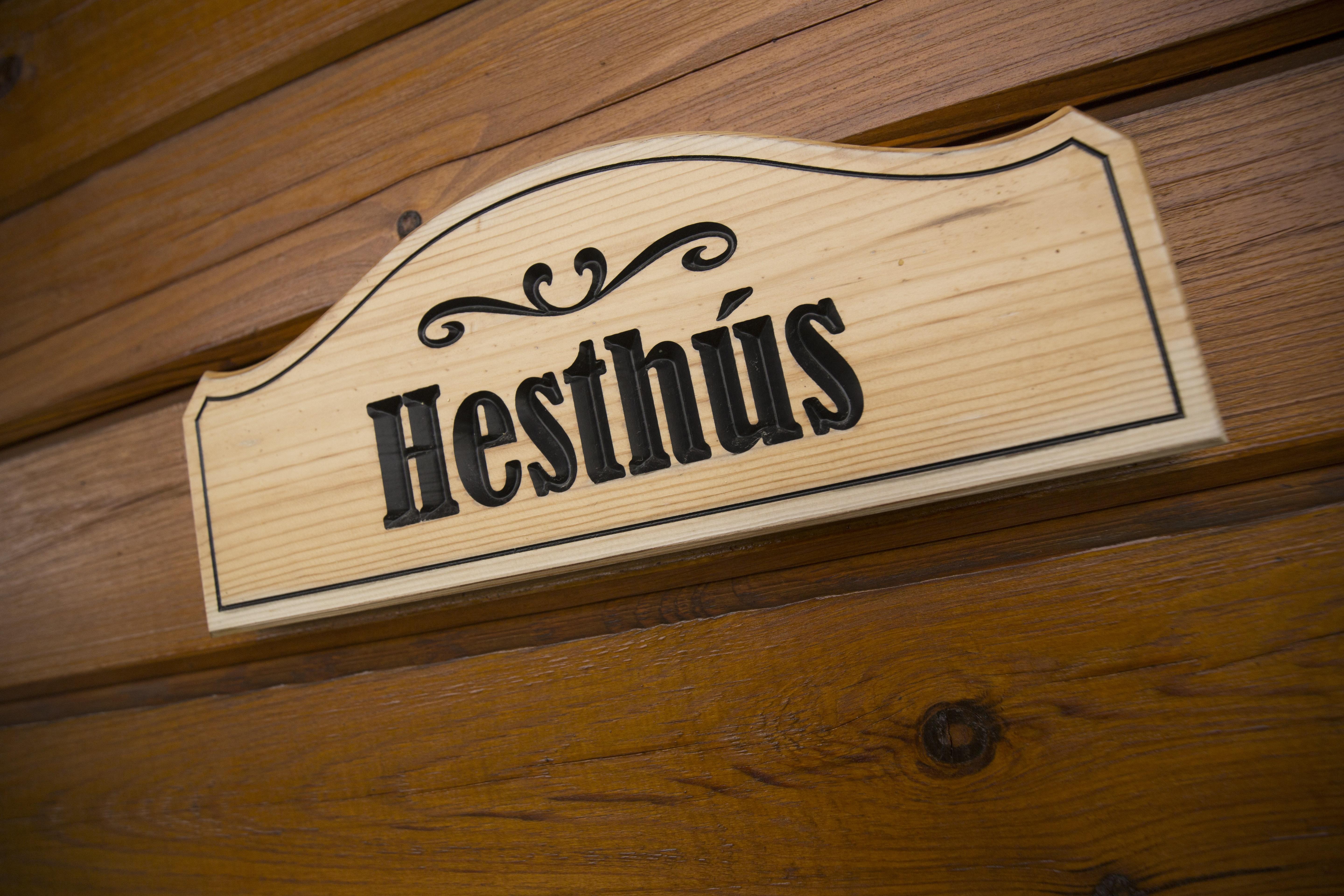 Hestasport Cottages Вармахлид Екстериор снимка