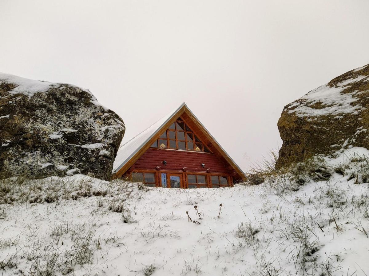 Hestasport Cottages Вармахлид Екстериор снимка